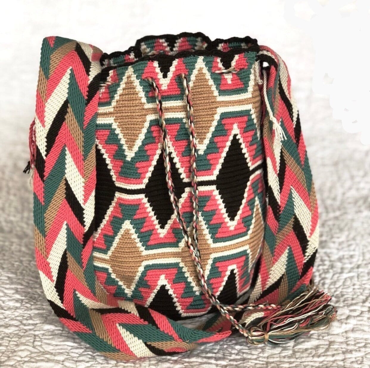Colorful 4U | Desert Dreams Bag | Crossbody Boho Bags for Fall | Wayuu Mochila | Bohemian Bucket Bag camel diamonds