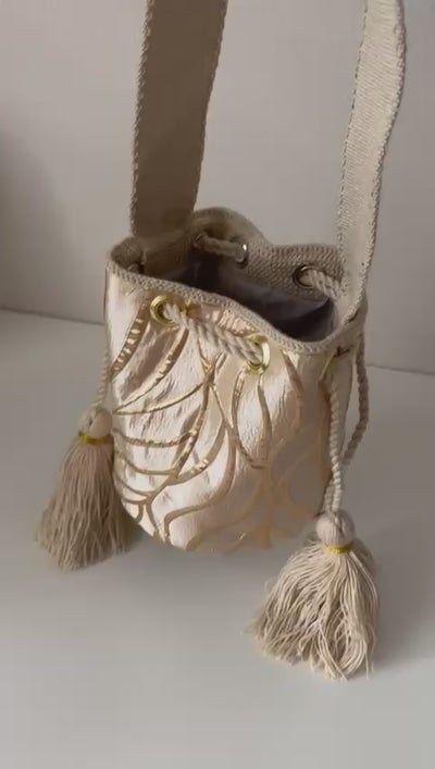 Boho Chic Floral Crossbody | Artisan Bucket Bags