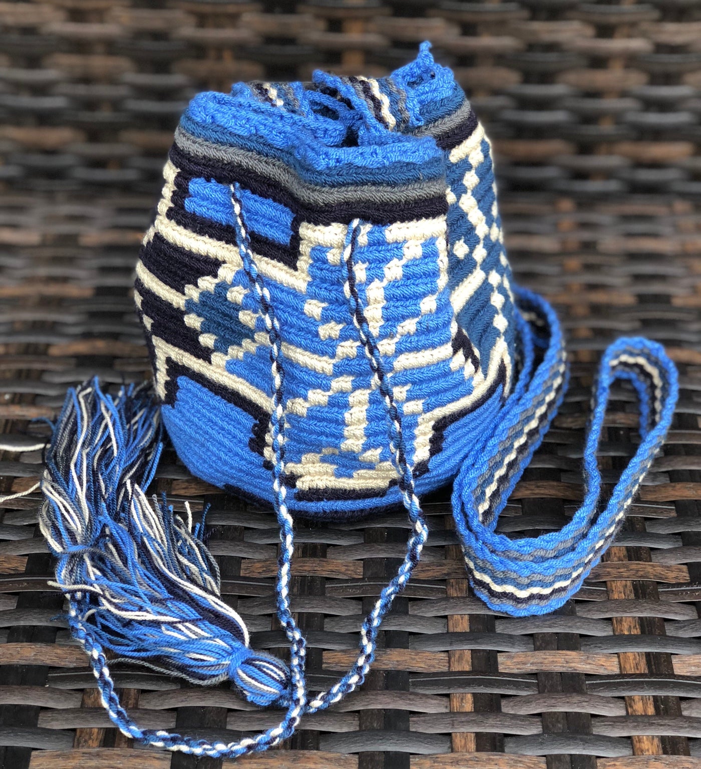 AZULA Mini Crochet Bag - Authentic Wayuu Mochilap Bag - Style MWPD46 Mini Crochet Bag - Crossbody Boho Bag - Authentic Wayuu Mini Mochila 