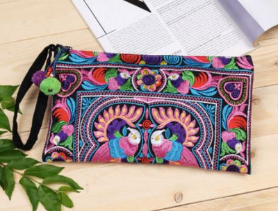 Colorful Embroidered Wristlet Bag - Boho Chic Pom-Pom Clutch Embroidered Bag MULTICOLOR CEC01-M