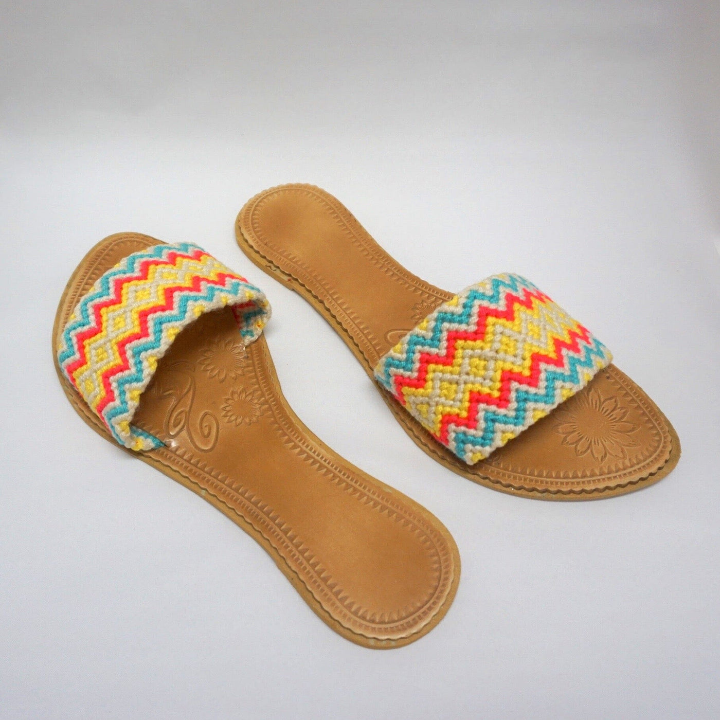 Colorful Handwoven Sandals - Wayuu Slide Sandals Sandalias Wayuu Flat US 7/7.5 SWF007-U7E8