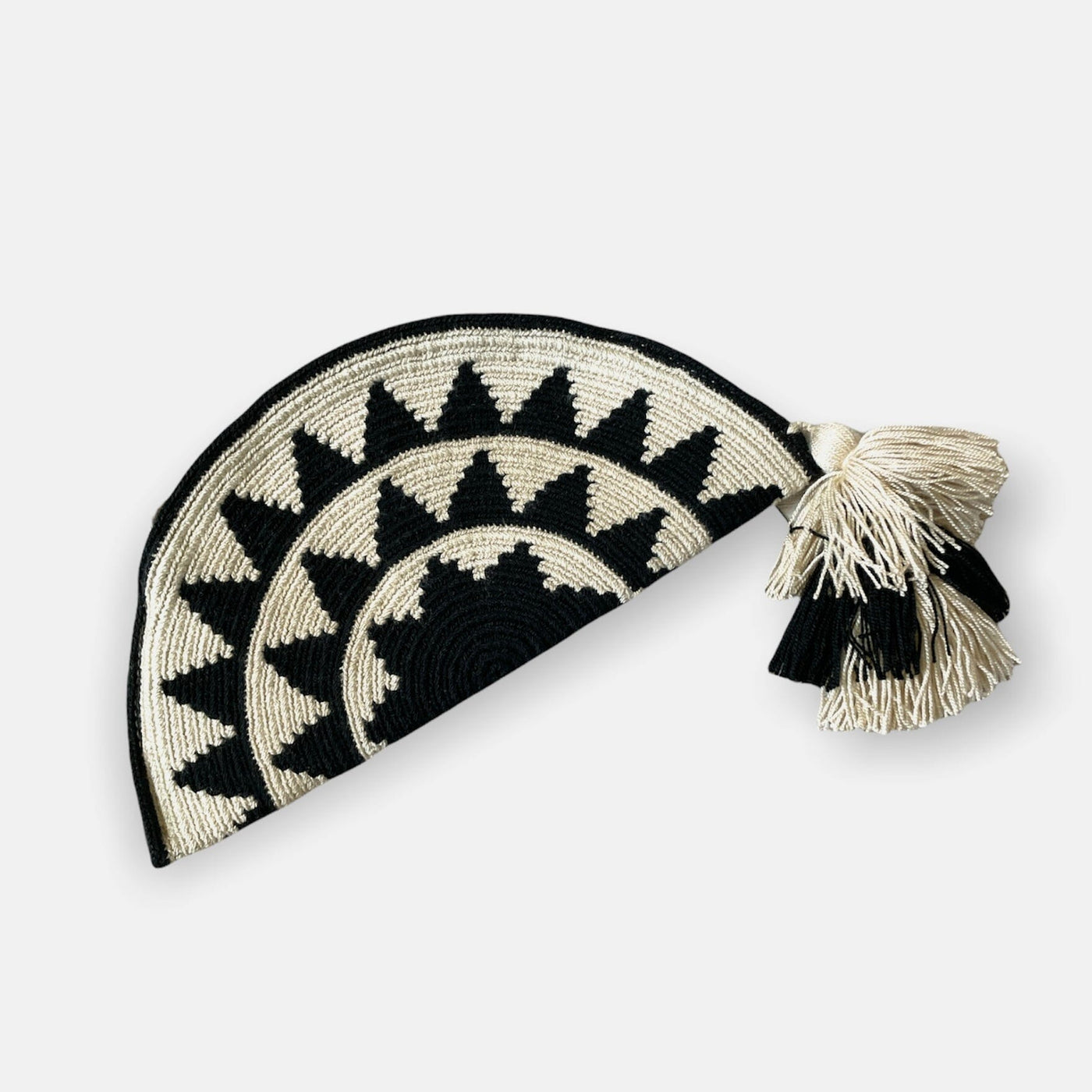 Moon Clutch Purses - Neutral Colors Boho Clutch Bag - Wayuu Crochet Envelope Perissa Beach / Black & Off-White 