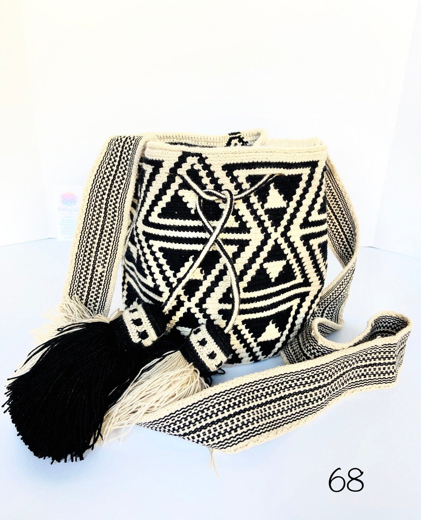 Medium White and Black Bag - Crochet Bag - Crossbody Fashion Bag-Wayuu Pattern
