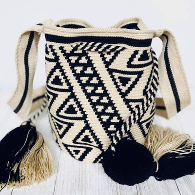 Triangle crochet pattern Black and white Crochet Crossbody Bag | Colorful4U