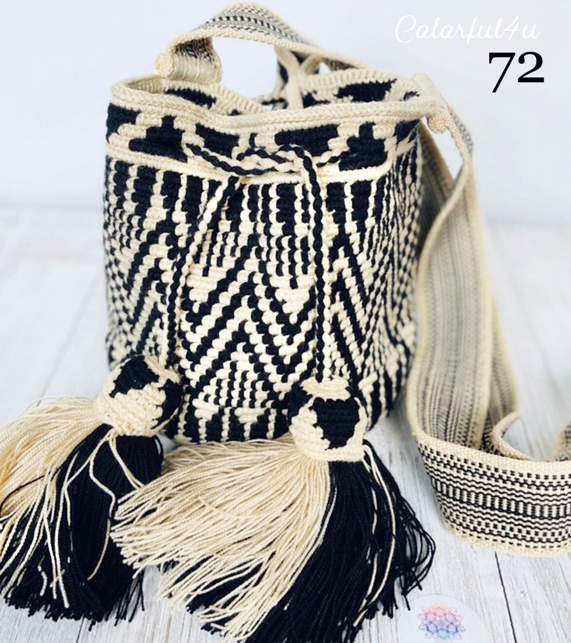 Chevron Crochet Pattern Black and white Crochet Crossbody Bag | Colorful4U